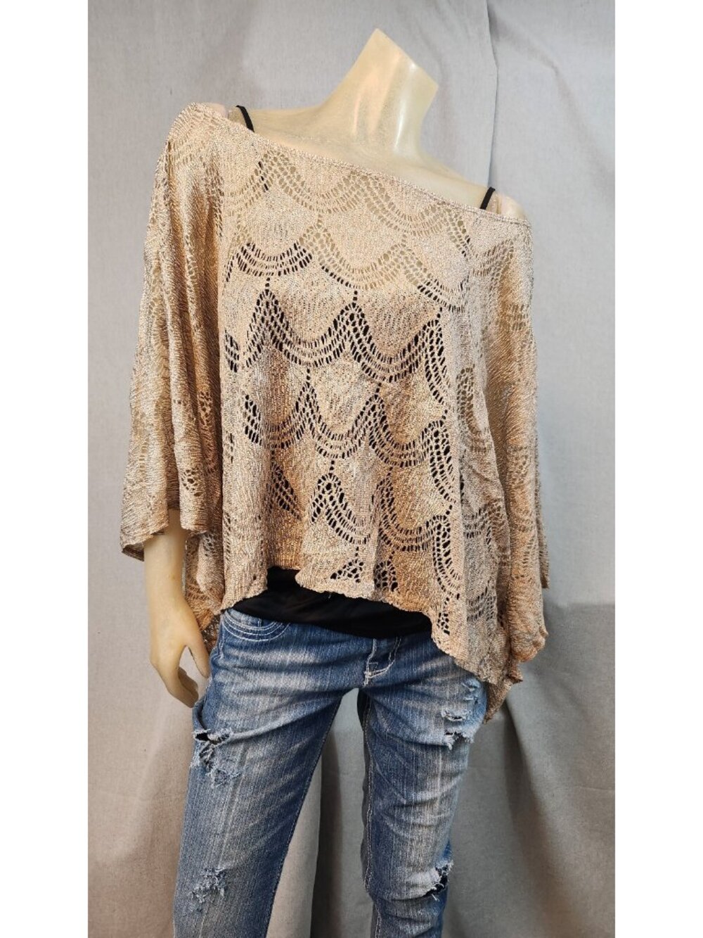 Matty M Gold Boat Neck 3/4 Sleeve Loose Knit Top Shirt Blouse Womens USED SMALL